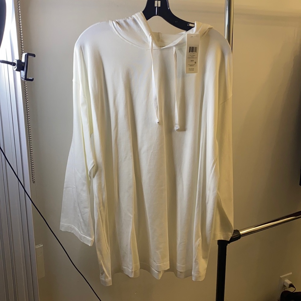 Eileen Fisher white, hooded long box-top.